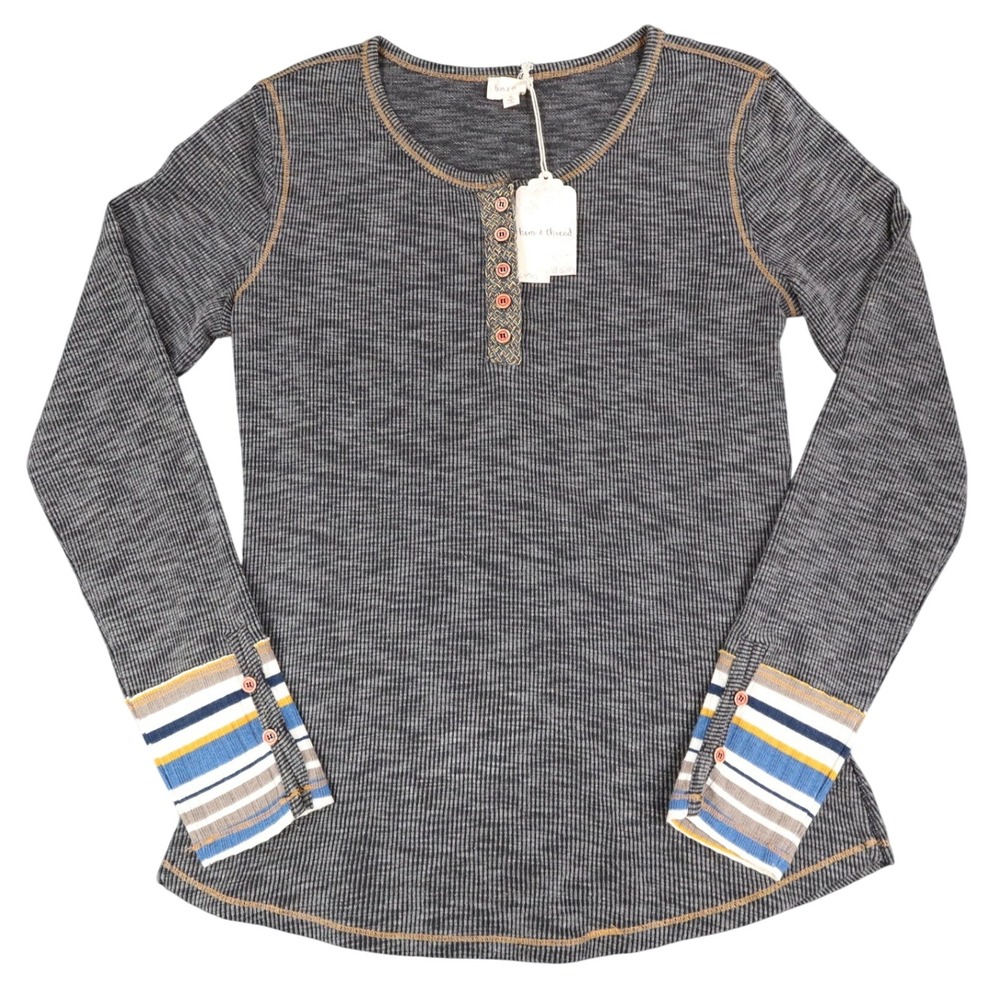 Hem & Thread Henley Top Womens Medium NWT Gray Ribbed Knit Striped Cuff L4753